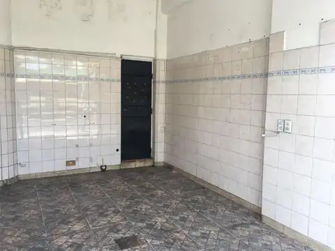 Local en Venta en Jose Leon Suarez, USD 34.000