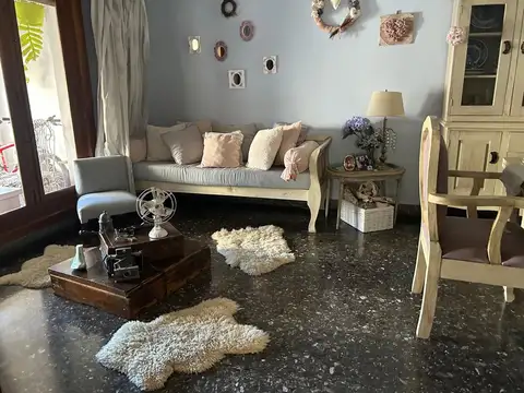 Depto Tipo Casa en Venta en Munro, USD 180.000