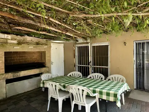 Quinta con pileta en venta en Tortuguitas en 2 lotes total 2900m2