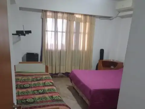 VENTA Departamento 2 dormitorios Patio Pringles 630