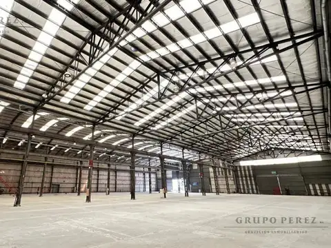 Galpón - Depósito de 4000 m2. en  Parque Patricios - ALQUILER