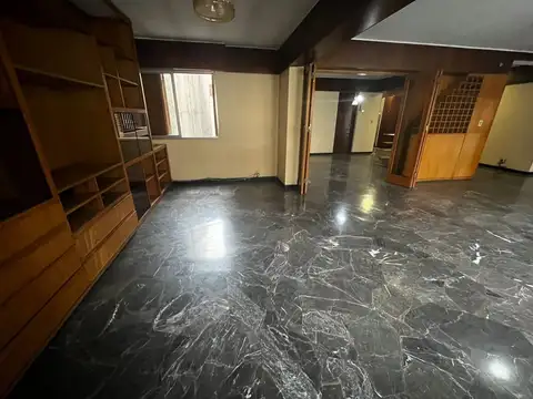 Departamento en Venta con 2 cocheras