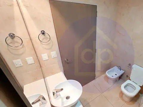 Alquiler anual- 1 amb amplio- amenities