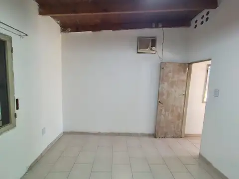 Galpon en Alquiler en Rincon de los Sauces, $ 2.000.000