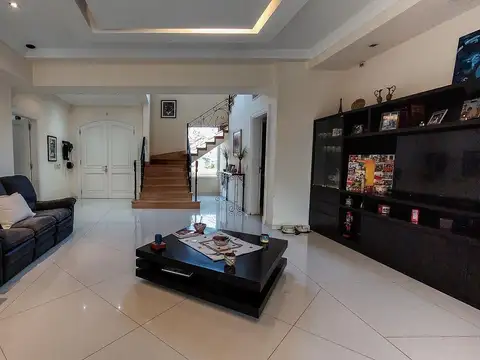 Casa en Venta en Septiembre, USD 800.000