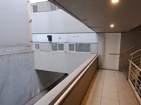 Doctor Juan Felipe Aranguren 1100, Piso 1