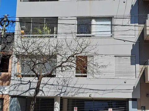 Departamento 3 ambientes cochera super luminoso frente