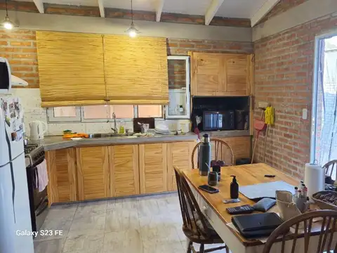 Calle Molle, Mza 412 100