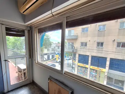 hipolito yrigoyen 800, Piso 2