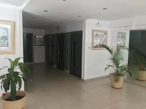 España 148 , Piso 13