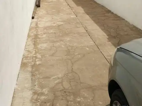 Galpon en Venta en Ituzaingó, USD 110.000