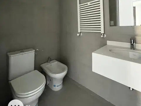 Departamento en Alquiler con 2 cocheras