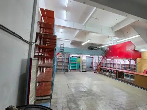Local en Venta en San Cristobal, USD 320.000