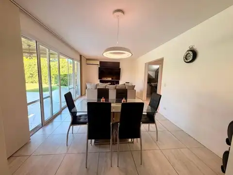 Casa en Venta en San Gabriel, USD 350.000