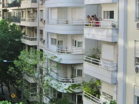 Venta Monoambiente Luminoso Recoleta