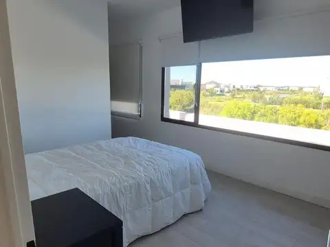 Casa en Alquiler al Este