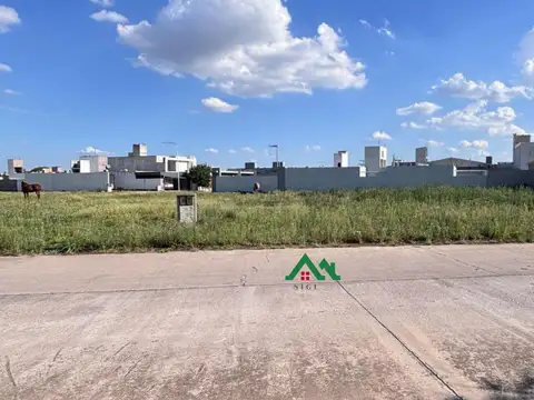 Terreno en venta 812m2 totales en Villa Maria Barrio Solares del Norte