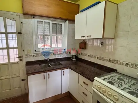 Depto Tipo Casa en Venta con 1 cocheras