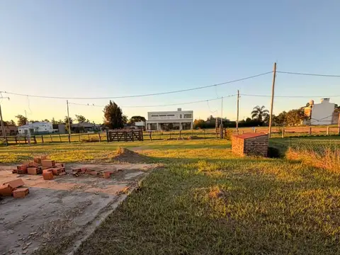 Terreno en Venta en Colonia Carolina, USD 19.000