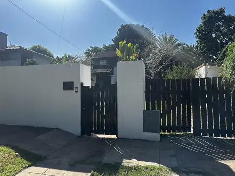 Casa en Alquiler en Bella Vista, USD 1.600