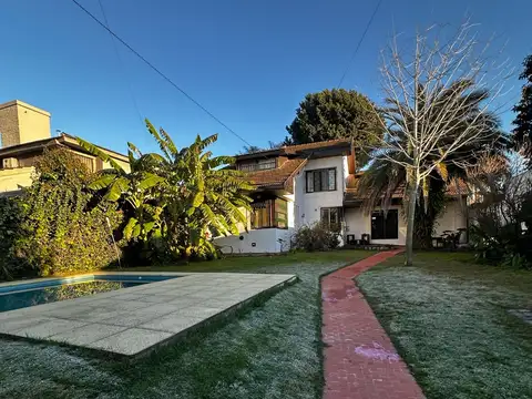 Casa en Alquiler en Bella Vista, USD 1.500
