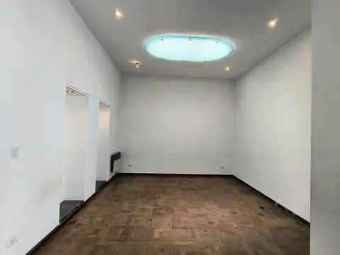 Casa en Alquiler con 1 cochera