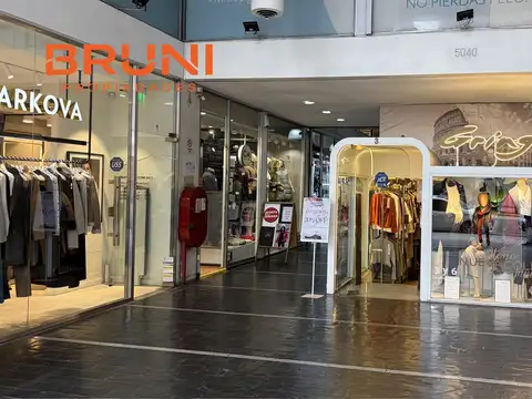 Local en Venta 40 años