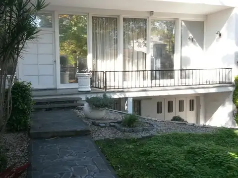 Casa 2 plantas en venta