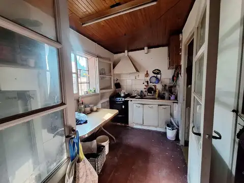 Casa 2 ambientes con 1 baño