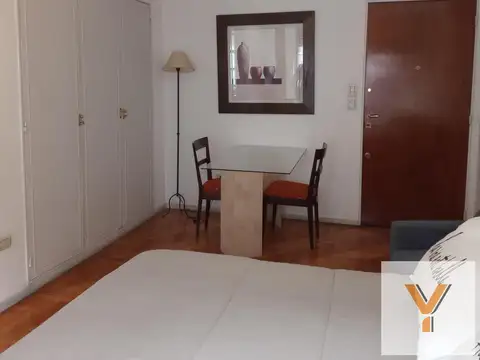 Departamento en Alquiler en Recoleta, $ 850.000