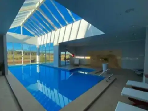 LOTE EN VENTA  AREA 60