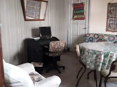 CASA EN VENTA EN FLORENCIO VARELA