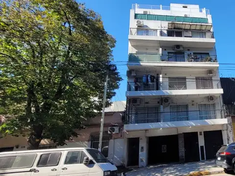 ALQUILER MONOAMBIENTE DEVOTO BALCON