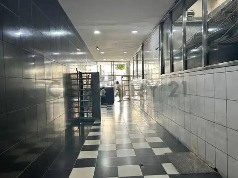 VENTA OFICINA 4 Ambientes Balvanera Frente Balcón Seguridad