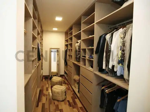 Casa en Venta en Área 60, USD 485.000