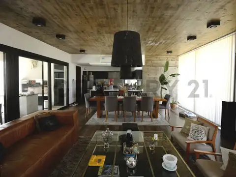 Ruta Nacional N° 2 63900, Piso 0