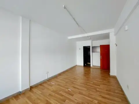 Paunero 1400, Piso 1
