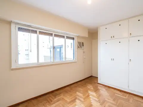 Departamento en Venta en Parque Chacabuco, USD 110.000