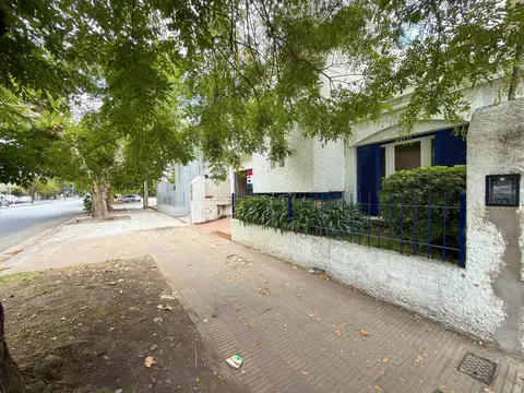 VENTA CASA DE 3 DORMITORIOS TANDIL CON PATIO