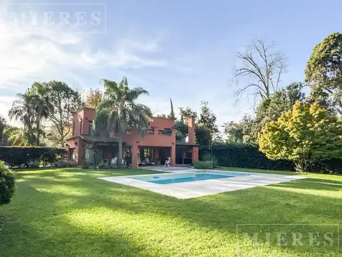 Casa en venta Barrio River Oaks