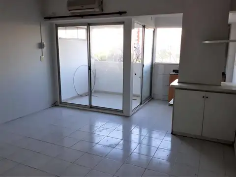 Departamento en Alquiler en Monserrat, $ 500.000