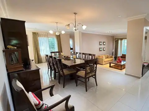 Casa en Venta de 4 dormitorios