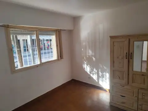 Depto Tipo Casa en Alquiler de 2 ambientes