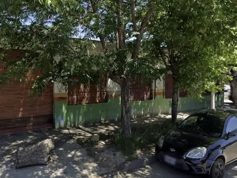 OPORTUNIDAD Galpón de 251 M2