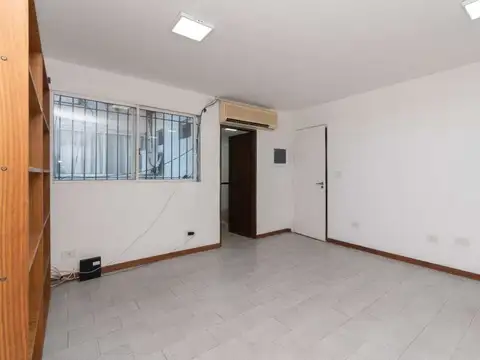 Avenida Juan Bautista Justo 1700