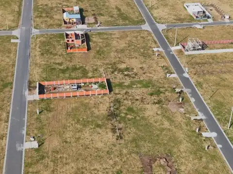 Terreno en Venta en Burzaco, USD 20.000