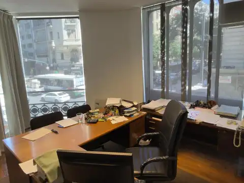 Oficina en alquiler - 7 Ambientes - Tribunales