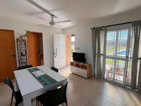 VENTA CASA 1 DORM.   PARQUE   PILETA - BARRIO LA ESCONDIDA, CALLE 87 ENTRE 162 Y 162BIS - LOS HORNOS