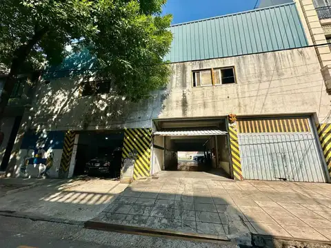 VENTA COCHERAS / DEPOSITO / GALPON  LA BOCA 962 M2