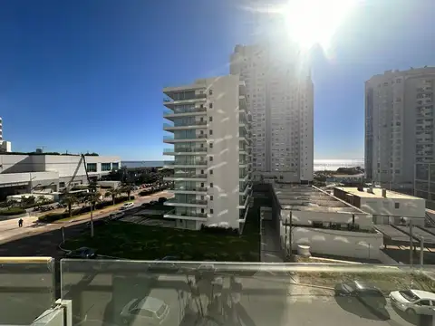 MIAMI , Piso 2